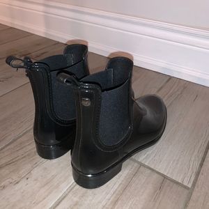 ALDO Shoes - Patent Black Chelsea Boots ALDO Shoes - Patent Black Chelsea Boots